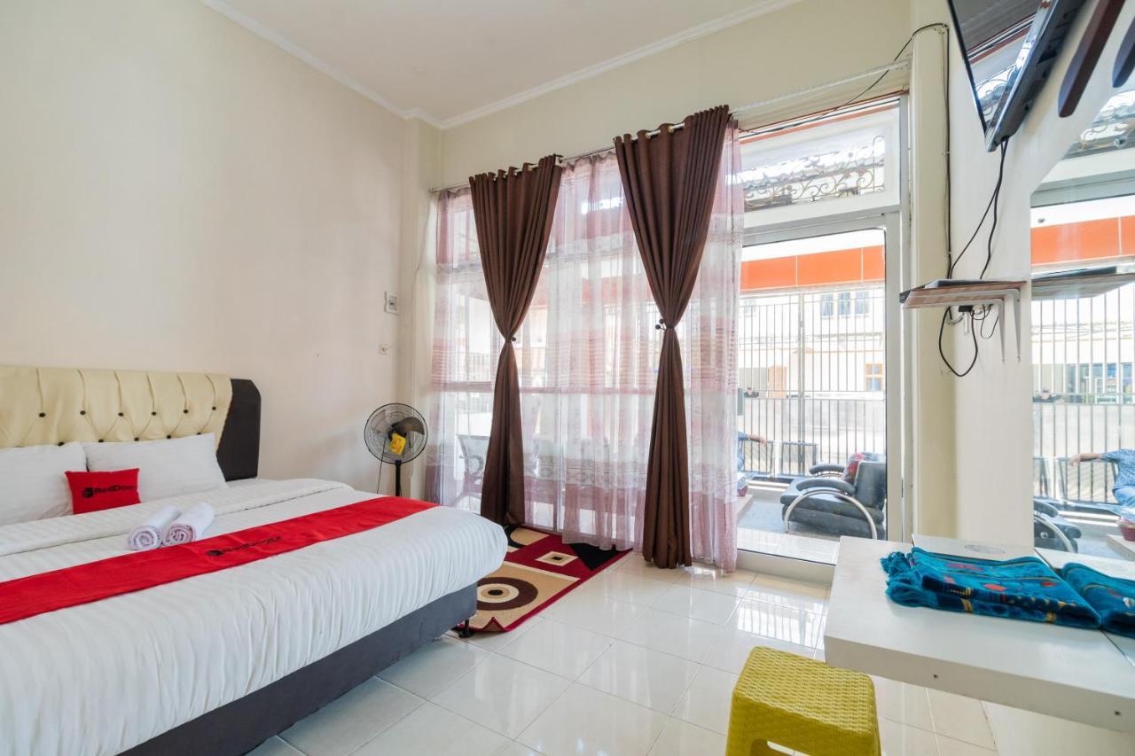 Hotel Reddoorz Syariah Near Pasar Aur Kuning Bukittinggi Zewnętrze zdjęcie